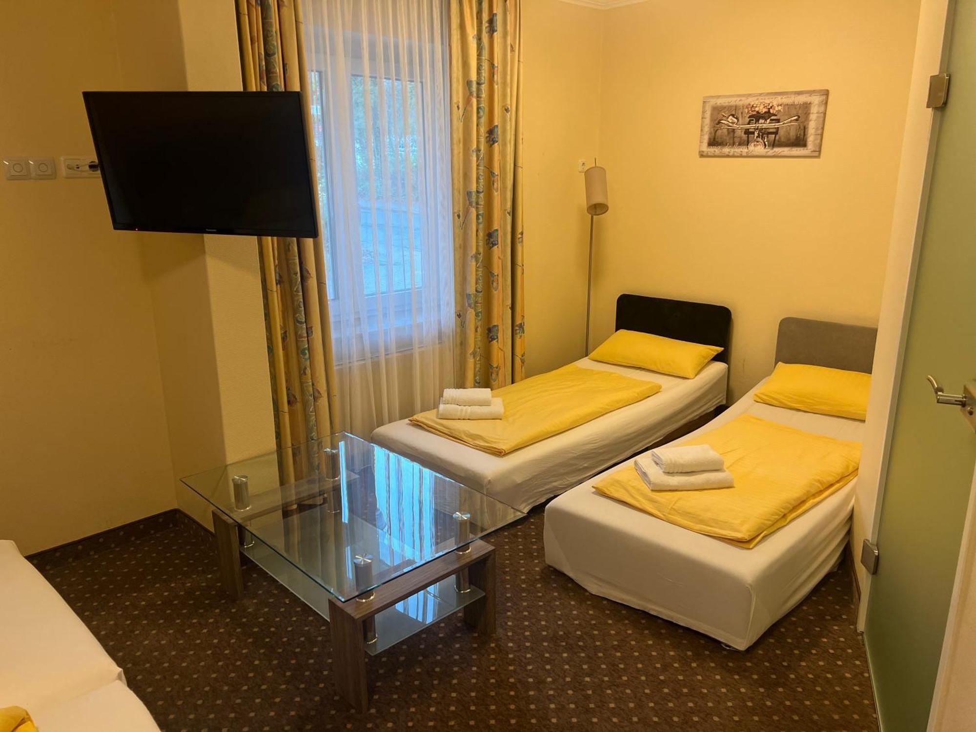 M&M Hotel - Seevetal Cameră foto